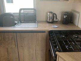 Burnham-on-Sea Holiday Park - Holiday Accommodation 14702 - Devon - 1185580 - thumbnail photo 10