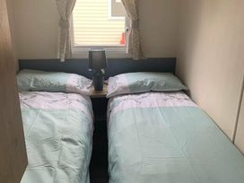 Burnham-on-Sea Holiday Park - Holiday Accommodation 14702 - Devon - 1185580 - thumbnail photo 13