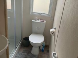 Burnham-on-Sea Holiday Park - Holiday Accommodation 14702 - Devon - 1185580 - thumbnail photo 14