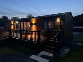 Woodlands Park - Holiday Accommodation 14734 - Mid Wales - 1185586 - thumbnail photo 3