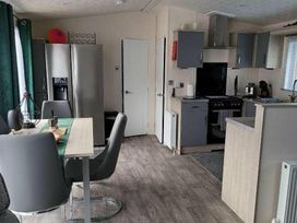Woodlands Park - Holiday Accommodation 14734 - Mid Wales - 1185586 - thumbnail photo 9