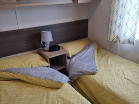 Sun Valley Caravan Park - Holiday Accommodation 14741 - North Wales - 1185591 - thumbnail photo 8