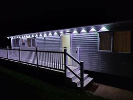 White Acres Holiday Park - Holiday Accommodation 14745 - Cornwall - 1185593 - thumbnail photo 3