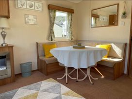 Challaborough Bay Holiday Park - Holiday Accommodation 14755 - Devon - 1185595 - thumbnail photo 11