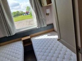 Golden Sands - Holiday Accommodation 14757 - Lincolnshire - 1185596 - thumbnail photo 9
