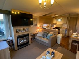 Primrose Valley Holiday Park - Holiday Accommodation 14764 - North Yorkshire (incl. Whitby) - 1185597 - thumbnail photo 7