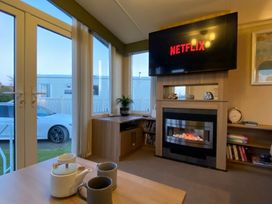 Primrose Valley Holiday Park - Holiday Accommodation 14764 - North Yorkshire (incl. Whitby) - 1185597 - thumbnail photo 9
