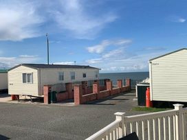 Golden Sands Kinmel Bay - Holiday Accommodation 14790 - North Wales - 1185603 - thumbnail photo 6