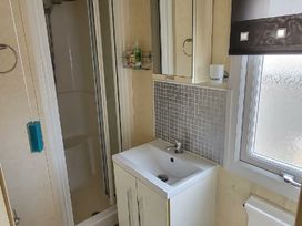 Golden Sands Kinmel Bay - Holiday Accommodation 14790 - North Wales - 1185603 - thumbnail photo 12
