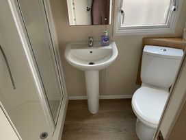 Cleethorpes Beach Holiday Park - Holiday Accommodation 14795 - Lincolnshire - 1185605 - thumbnail photo 5