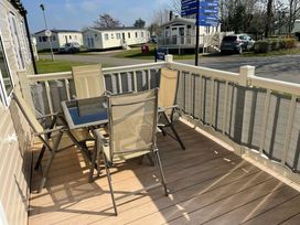 Cleethorpes Beach Holiday Park - Holiday Accommodation 14795 - Lincolnshire - 1185605 - thumbnail photo 6