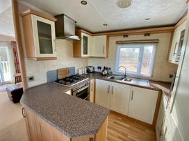 Greenacres Holiday Park - Holiday Accommodation 14817 - North Wales - 1185611 - thumbnail photo 4
