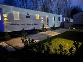 Marton Mere Holiday Village - Holiday Accommodation 14821 - Lake District - 1185614 - thumbnail photo 12