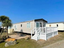 Greenacres Holiday Park - Holiday Accommodation 14873 - North Wales - 1185621 - thumbnail photo 4