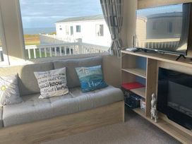 Reighton Sands Holiday Park - Holiday Accommodation 14875 - North Yorkshire (incl. Whitby) - 1185622 - thumbnail photo 6