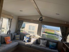 Reighton Sands Holiday Park - Holiday Accommodation 14875 - North Yorkshire (incl. Whitby) - 1185622 - thumbnail photo 8