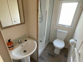 Reighton Sands Holiday Park - Holiday Accommodation 14875 - North Yorkshire (incl. Whitby) - 1185622 - thumbnail photo 12