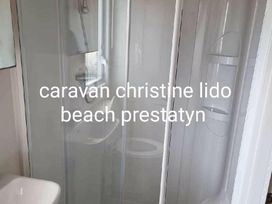 Lido Beach Holiday Park - Holiday Accommodation 14882 - North Wales - 1185624 - thumbnail photo 4