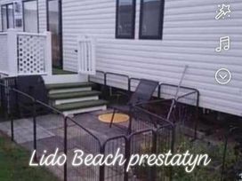 Lido Beach Holiday Park - Holiday Accommodation 14882 - North Wales - 1185624 - thumbnail photo 8