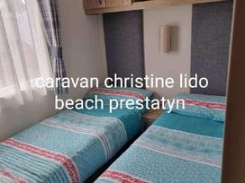 Lido Beach Holiday Park - Holiday Accommodation 14882 - North Wales - 1185624 - thumbnail photo 12