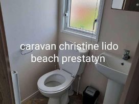 Lido Beach Holiday Park - Holiday Accommodation 14882 - North Wales - 1185624 - thumbnail photo 16