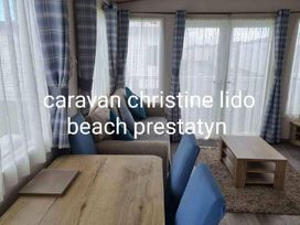 Lido Beach Holiday Park - Holiday Accommodation 14882 - North Wales - 1185624 - thumbnail photo 18