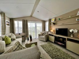 Seven Bays Park (Maribou) - Holiday Accommodation 14886 - Cornwall - 1185626 - thumbnail photo 1