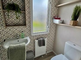 Seven Bays Park (Maribou) - Holiday Accommodation 14886 - Cornwall - 1185626 - thumbnail photo 12
