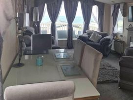 Lydstep Beach - Holiday Accommodation 1489 - South Wales - 1185627 - thumbnail photo 9