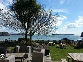 Lydstep Beach - Holiday Accommodation 1489 - South Wales - 1185627 - thumbnail photo 17