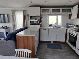 Lydstep Beach - Holiday Accommodation 14896 - South Wales - 1185629 - thumbnail photo 2