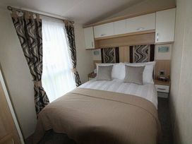 Hoburne Bashley - Holiday Accommodation 1490 - Hampshire - 1185630 - thumbnail photo 3