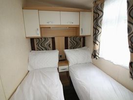 Hoburne Bashley - Holiday Accommodation 1490 - Hampshire - 1185630 - thumbnail photo 5