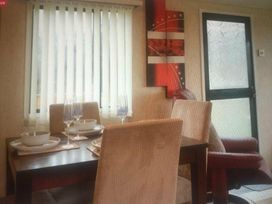 Brambleside (private land) - Holiday Accommodation 14918 - Mid Wales - 1185634 - thumbnail photo 5