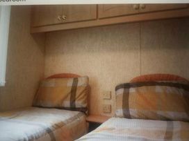 Brambleside (private land) - Holiday Accommodation 14918 - Mid Wales - 1185634 - thumbnail photo 7