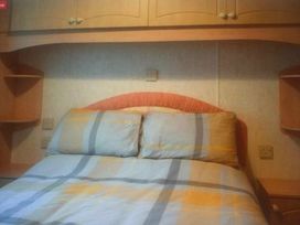 Brambleside (private land) - Holiday Accommodation 14918 - Mid Wales - 1185634 - thumbnail photo 9