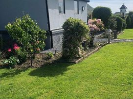 Brambleside (private land) - Holiday Accommodation 14918 - Mid Wales - 1185634 - thumbnail photo 11