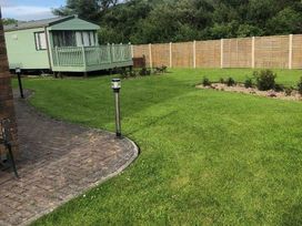 Brambleside (private land) - Holiday Accommodation 14918 - Mid Wales - 1185634 - thumbnail photo 12