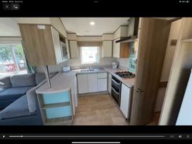Doniford Bay - Holiday Accommodation 14922 - Devon - 1185637 - thumbnail photo 4