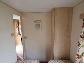 Happy Days Holiday Homes - Holiday Accommodation 14935 - Lincolnshire - 1185640 - thumbnail photo 3
