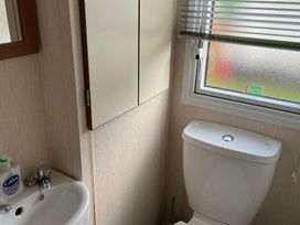 Lido Beach Holiday Park - Holiday Accommodation 14973 - North Wales - 1185650 - thumbnail photo 10