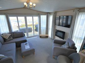 Perran Sands - Holiday Accommodation 15012 - Cornwall - 1185661 - thumbnail photo 2