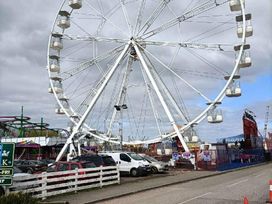 Lyons Winkups and Primrose - Holiday Accommodation 15013 - North Wales - 1185662 - thumbnail photo 2