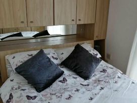 Marine Holiday Park - Holiday Accommodation 15034 - North Wales - 1185664 - thumbnail photo 6