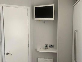 Presthaven Beach Resort - Holiday Accommodation 15054 - North Wales - 1185669 - thumbnail photo 5