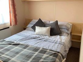 Sundowner Holiday Park - Holiday Accommodation 15072 - Norfolk - 1185671 - thumbnail photo 4