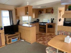 Sundowner Holiday Park - Holiday Accommodation 15072 - Norfolk - 1185671 - thumbnail photo 6