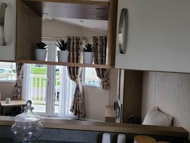 Cleethorpes Beach Holiday Park - Holiday Accommodation 15110 - Lincolnshire - 1185679 - thumbnail photo 5
