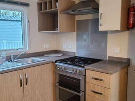 Cleethorpes Beach Holiday Park - Holiday Accommodation 15110 - Lincolnshire - 1185679 - thumbnail photo 7