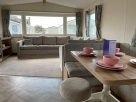 Golden Gate Holiday Centre - Holiday Accommodation 15119 - North Wales - 1185681 - thumbnail photo 2